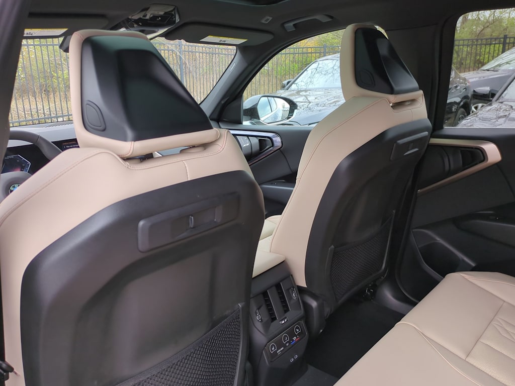 Thumbnail: 2025 BMW X3 - 13