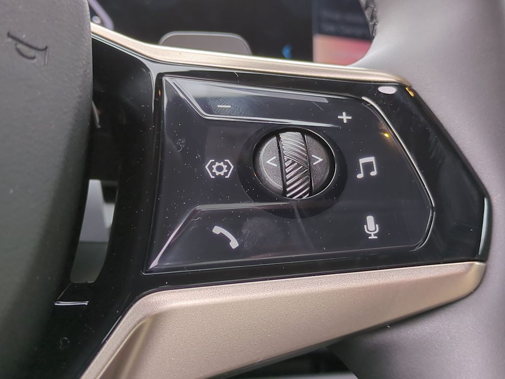 Thumbnail: 2025 BMW X3 - 30