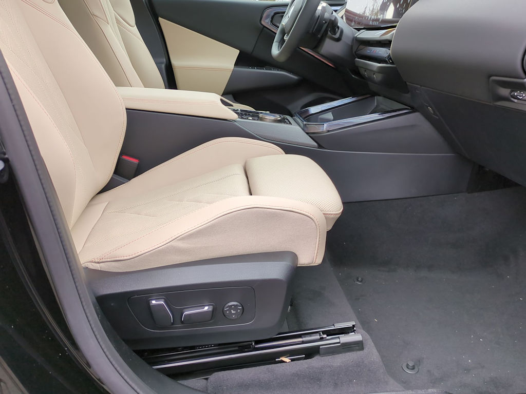 Thumbnail: 2025 BMW X3 - 12