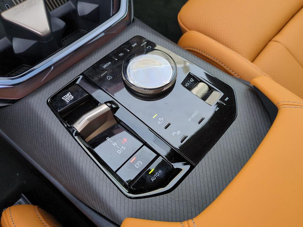 Thumbnail: 2025 BMW X3 - 16