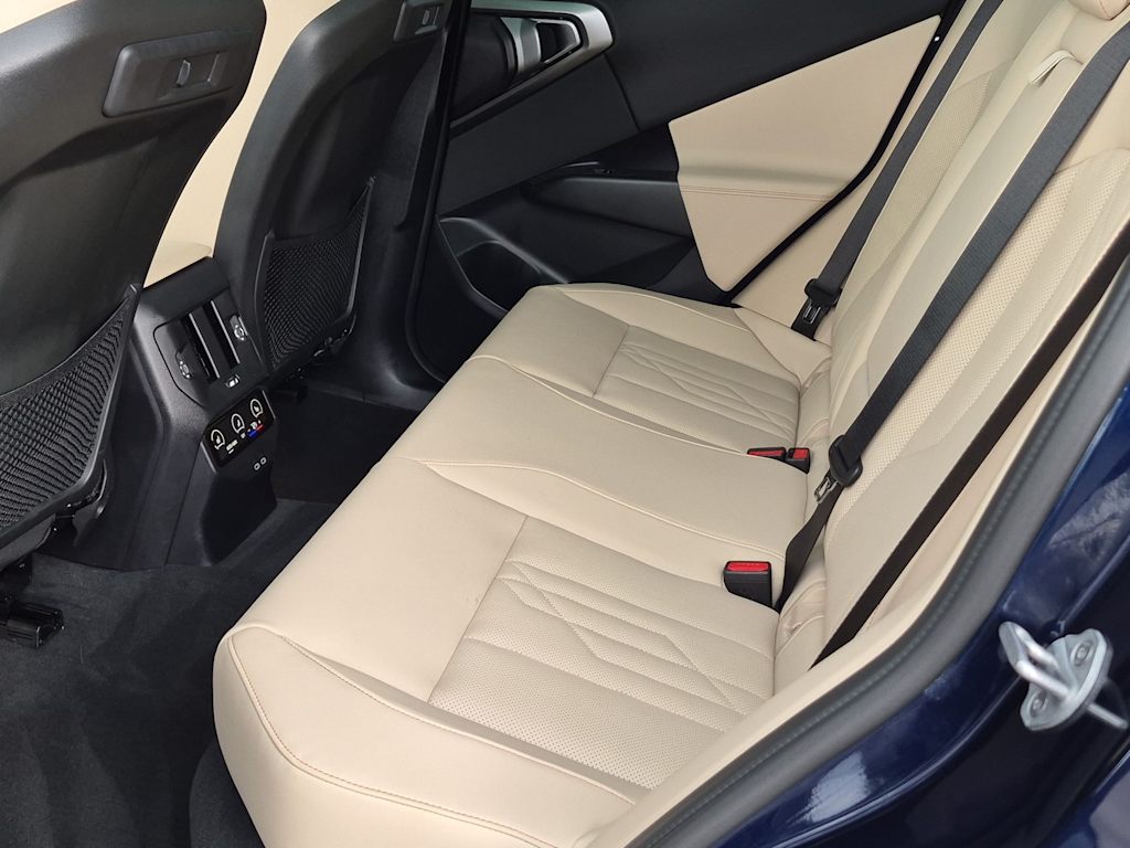 Thumbnail: 2026 BMW X3 - 28