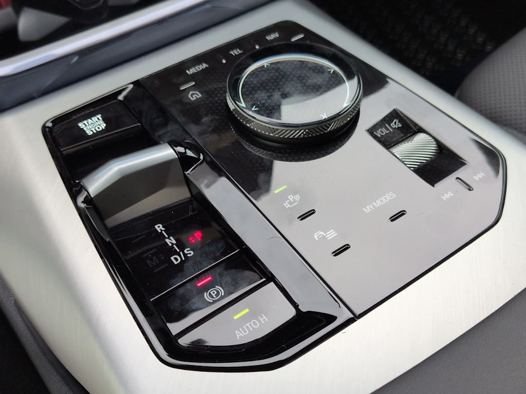 Thumbnail: 2026 BMW X3 - 36