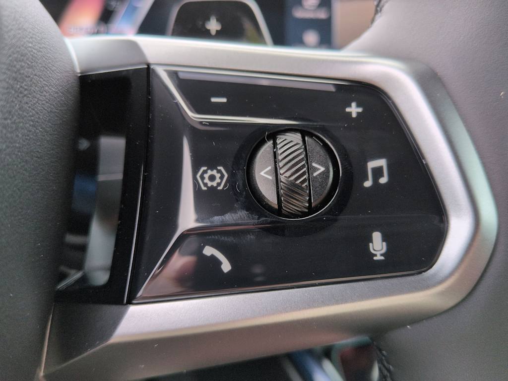 Thumbnail: 2026 BMW X3 - 30