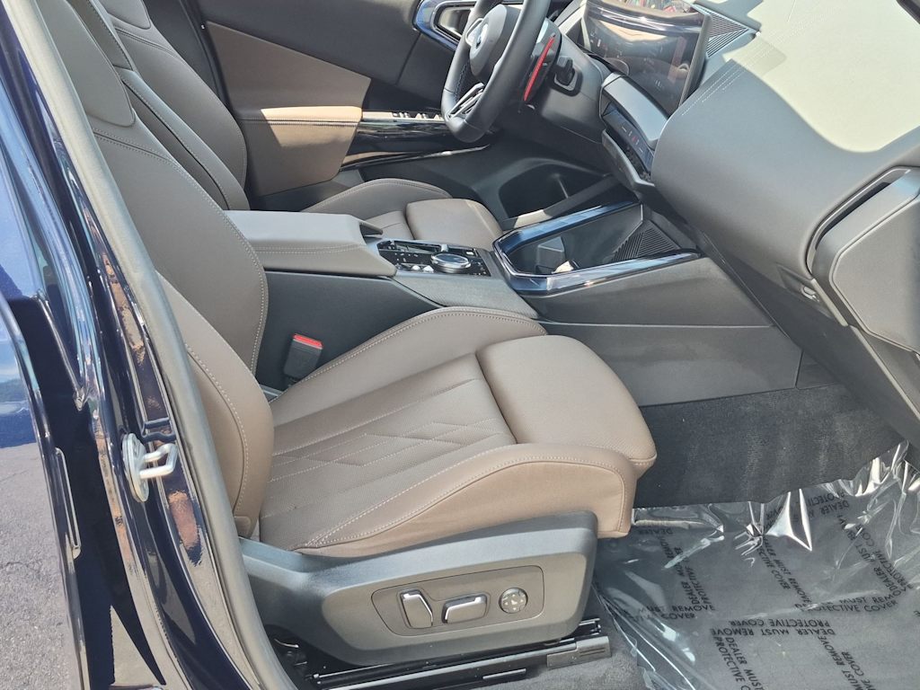 Thumbnail: 2026 BMW X3 - 12