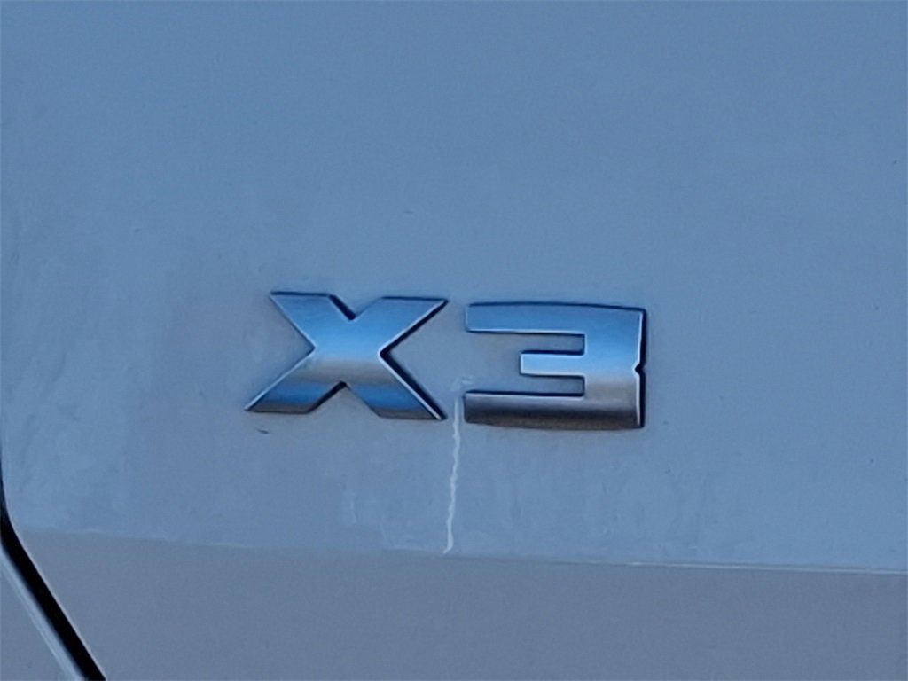 Thumbnail: 2025 BMW X3 - 12