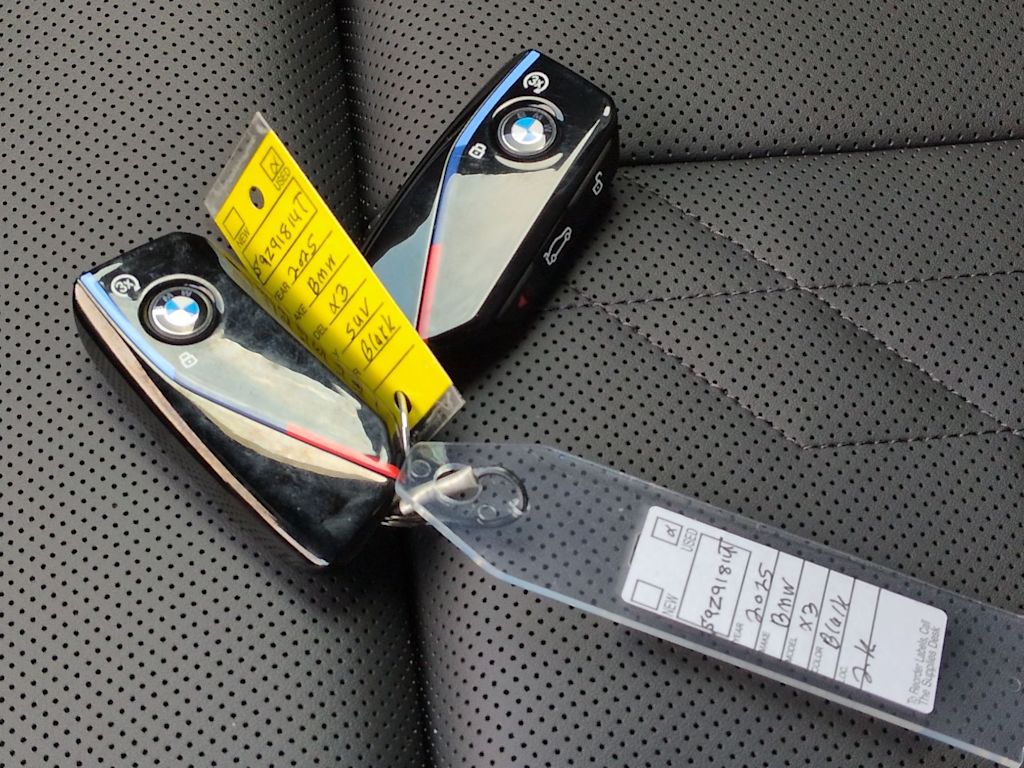 Thumbnail: 2025 BMW X3 - 37