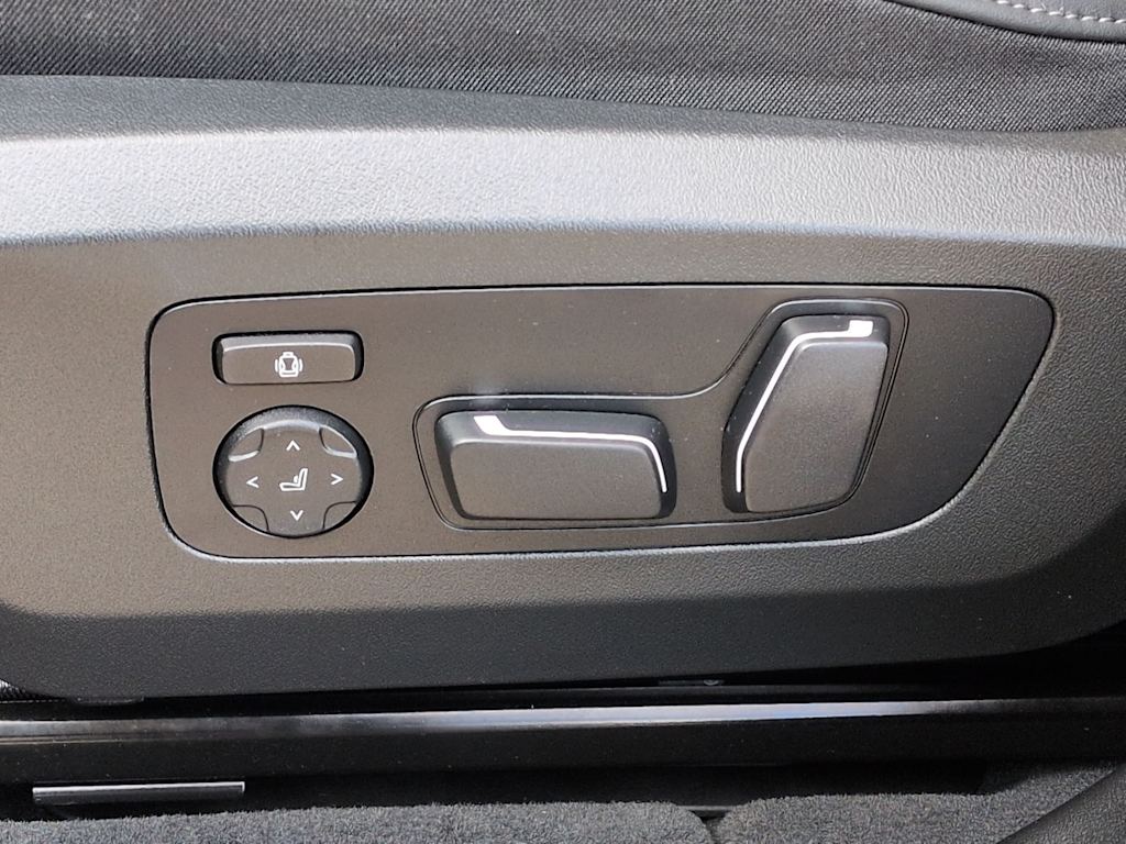 Thumbnail: 2025 BMW X3 - 25