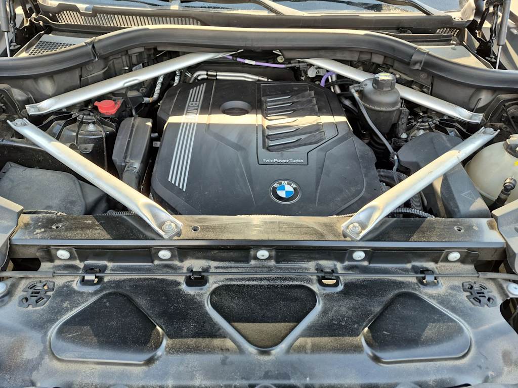 Thumbnail: 2021 BMW X5 - 9