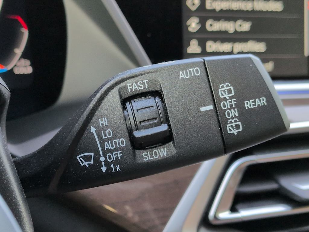 Thumbnail: 2023 BMW X5 - 15