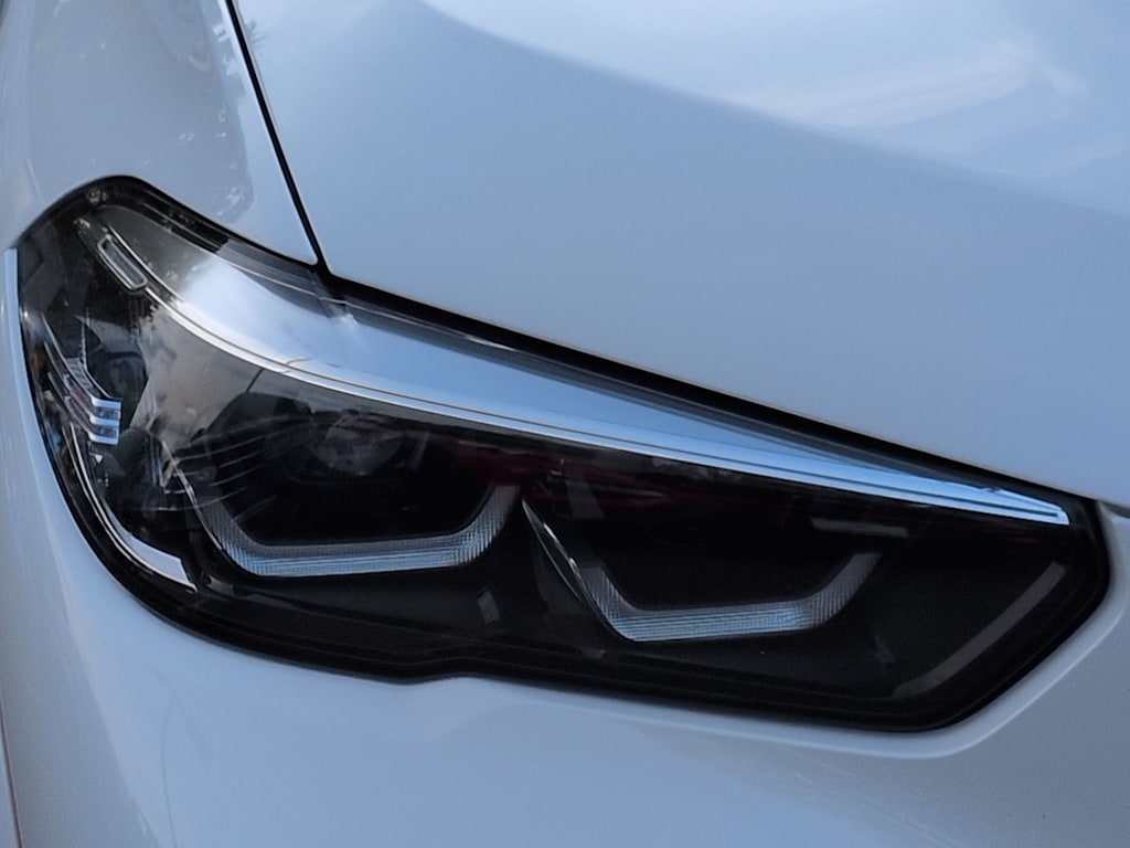 Thumbnail: 2023 BMW X5 - 23