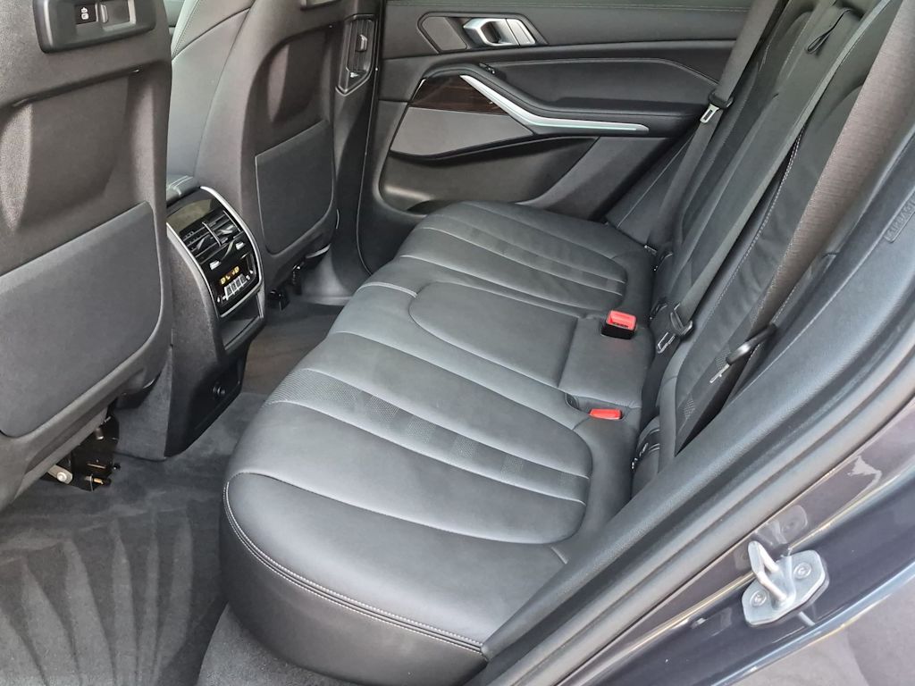 Thumbnail: 2020 BMW X5 - 29