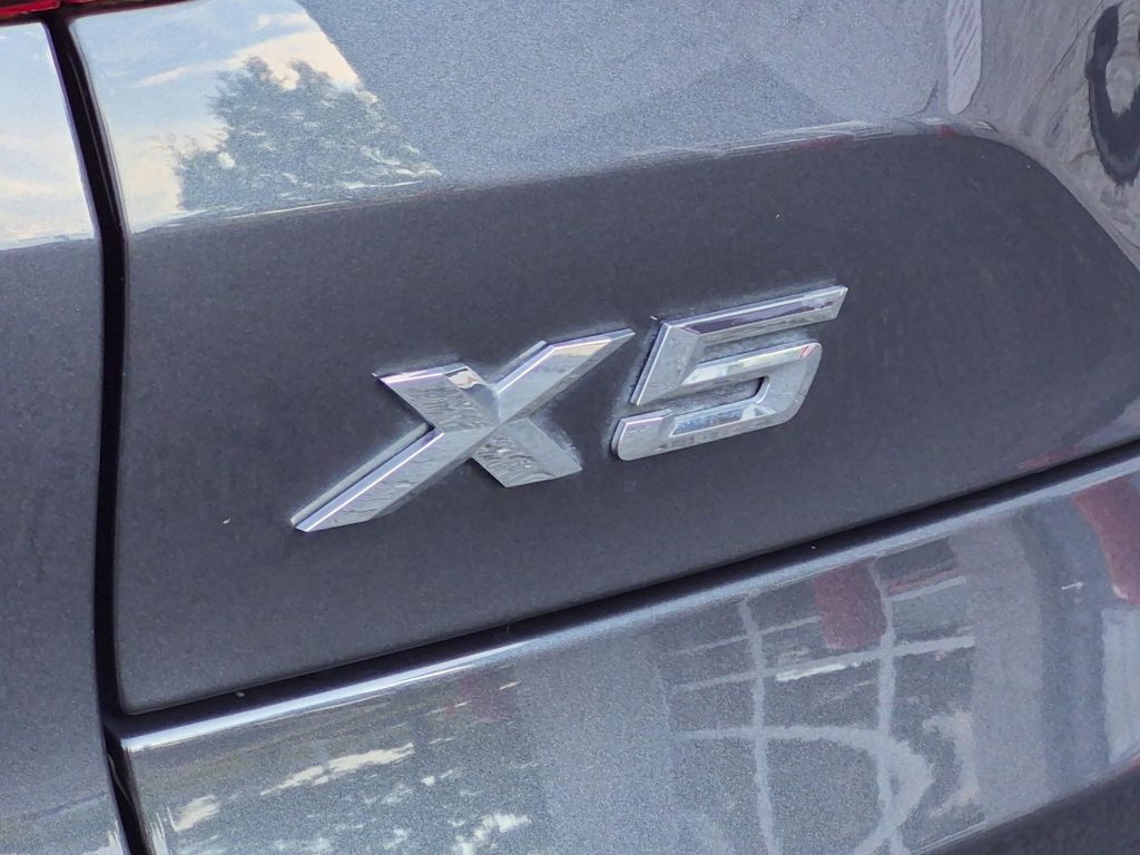Thumbnail: 2020 BMW X5 - 26