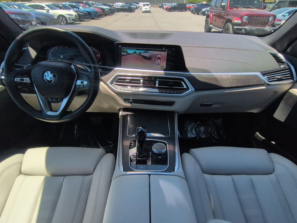 Thumbnail: 2022 BMW X5 - 10