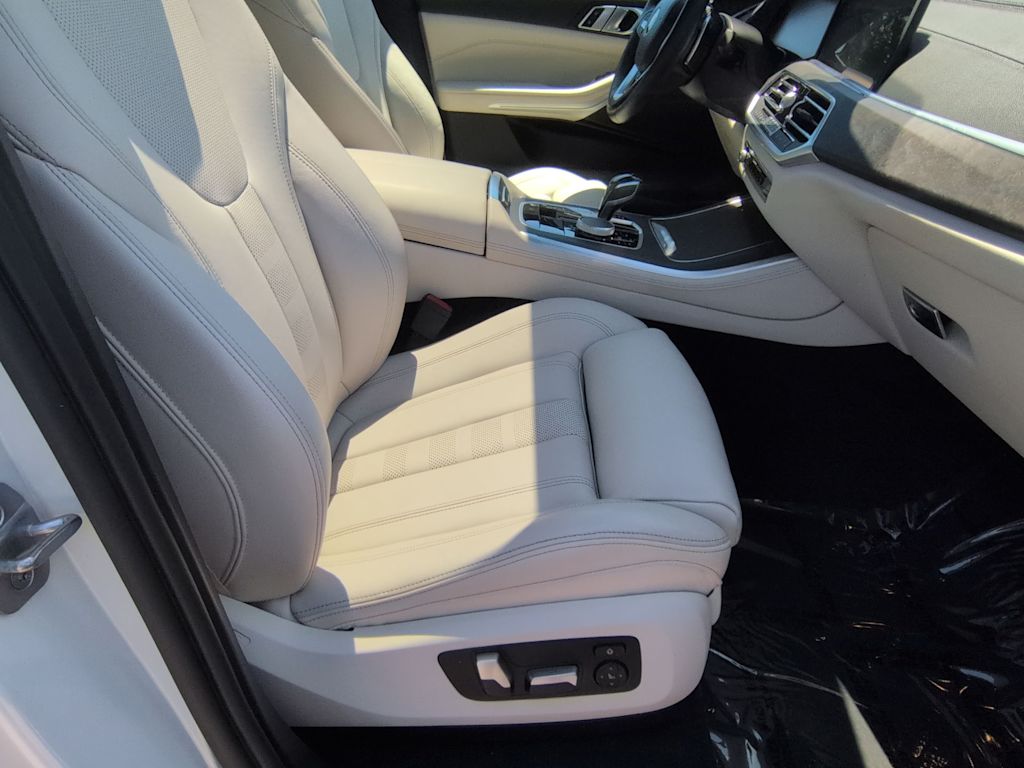 Thumbnail: 2022 BMW X5 - 31