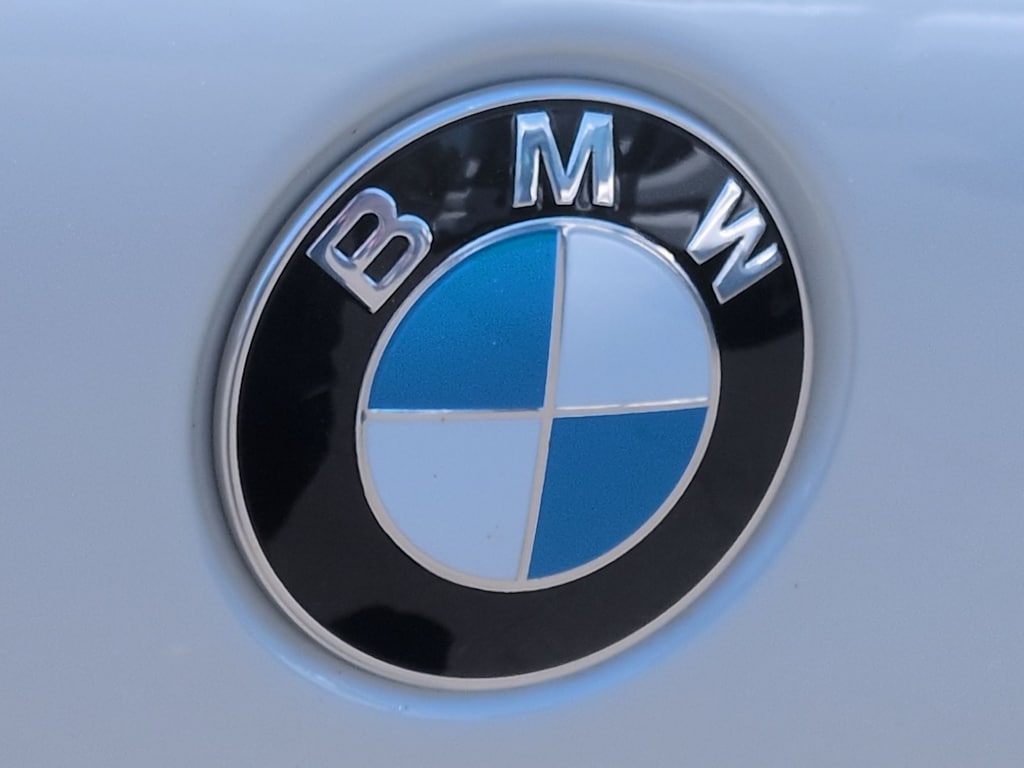 Thumbnail: 2022 BMW X5 - 7