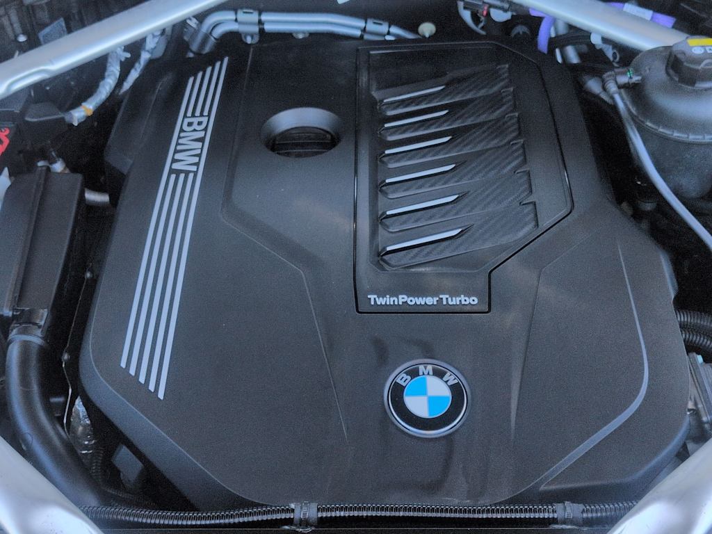 Thumbnail: 2022 BMW X5 - 9