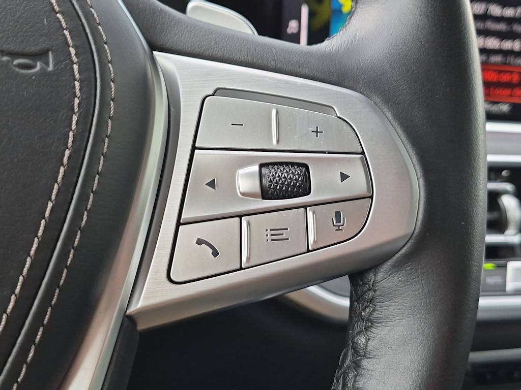 Thumbnail: 2022 BMW X7 - 33