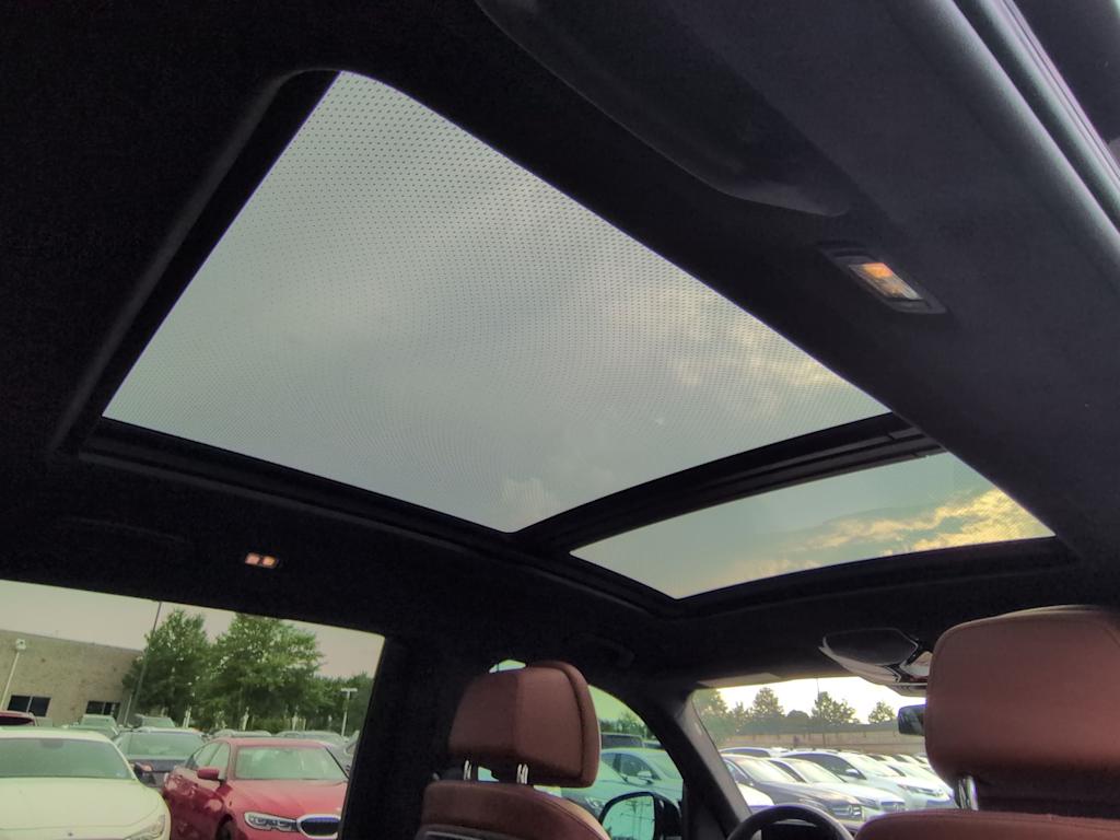 Thumbnail: 2022 BMW X7 - 28