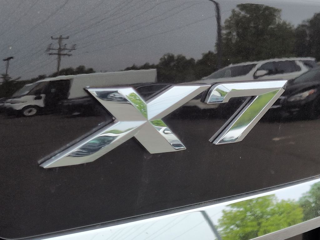 Thumbnail: 2022 BMW X7 - 24