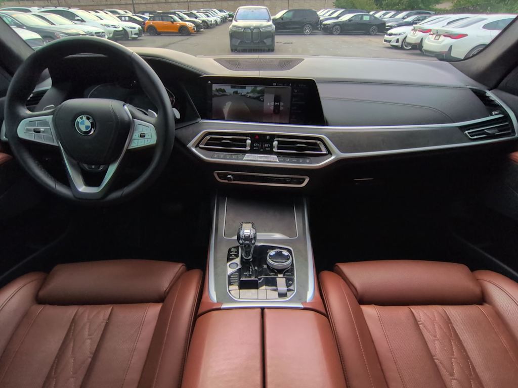 Thumbnail: 2022 BMW X7 - 9