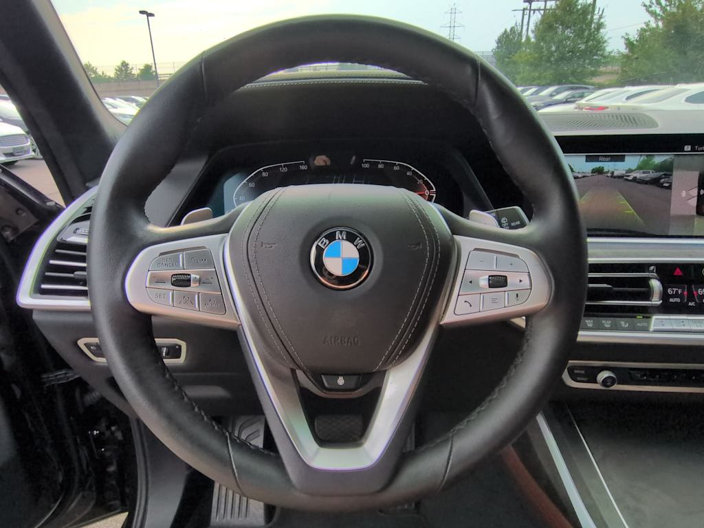 Thumbnail: 2022 BMW X7 - 13
