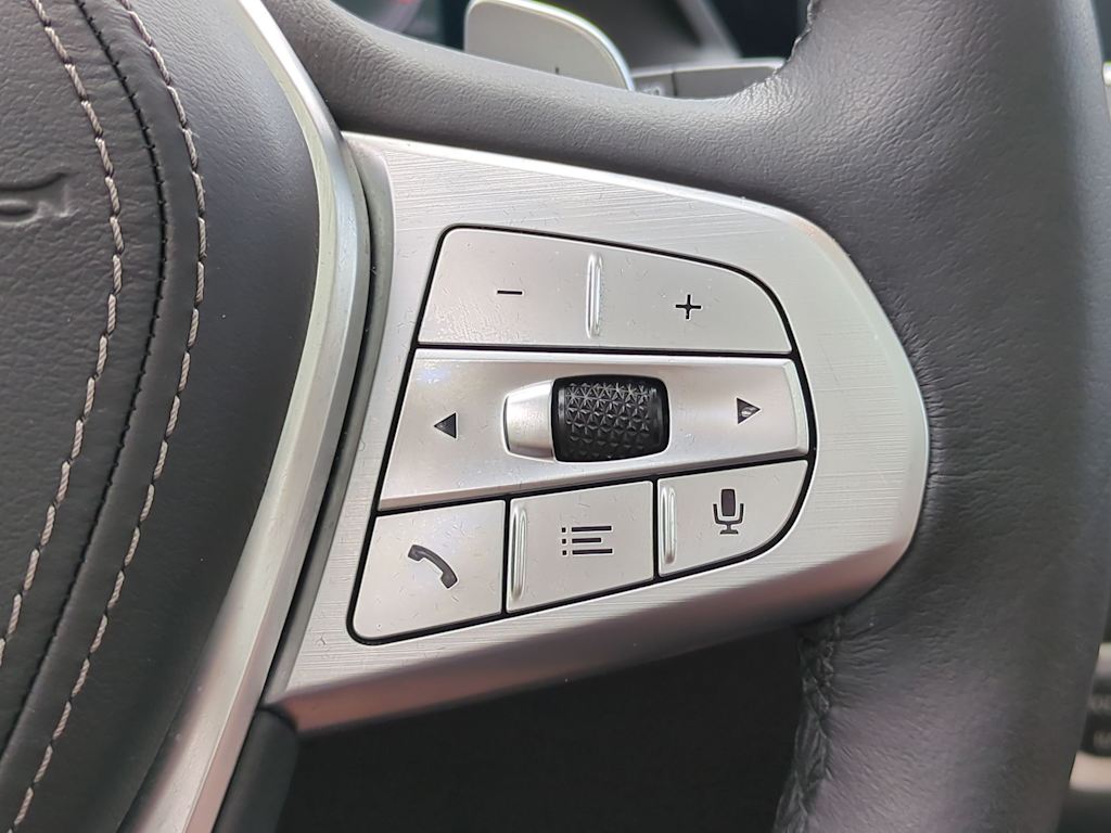 2022 BMW X7 xDrive40i 23