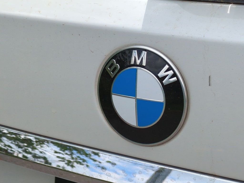 2022 BMW X7 xDrive40i 3