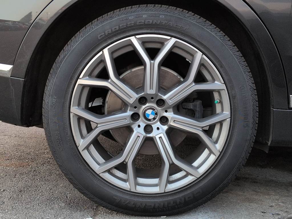 Thumbnail: 2020 BMW X7 - 8