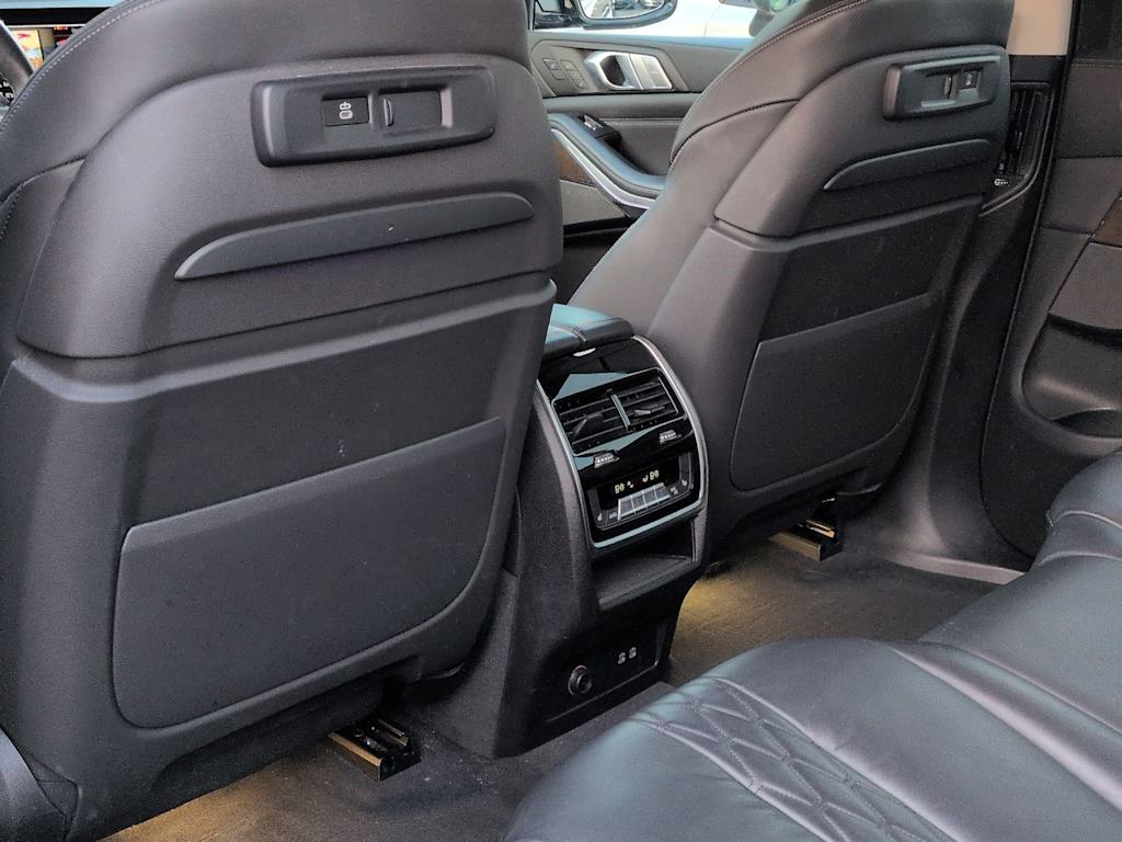 Thumbnail: 2020 BMW X7 - 28