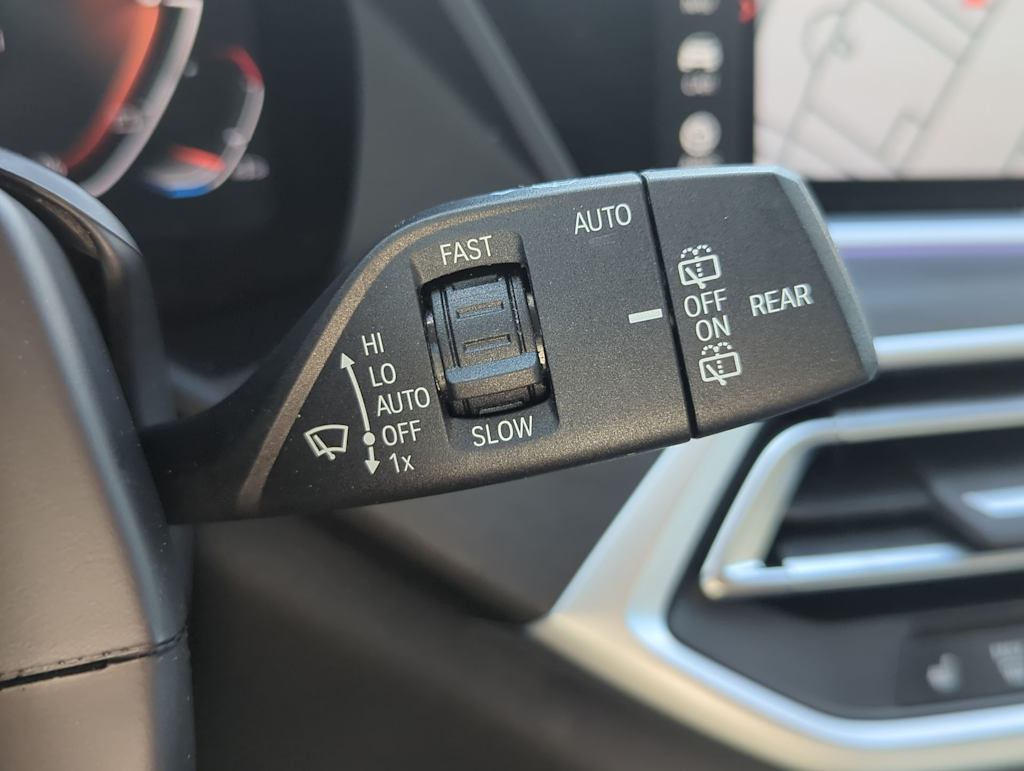 Thumbnail: 2022 BMW X7 - 15