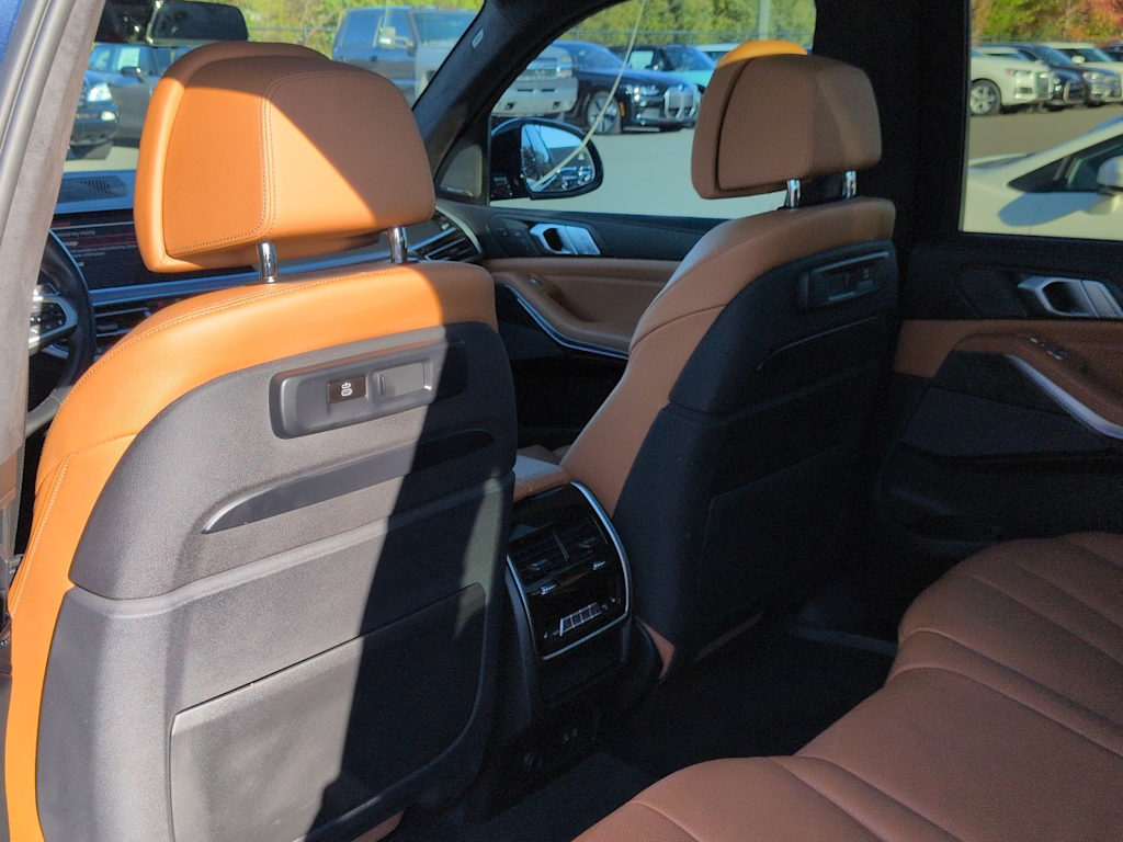 Thumbnail: 2019 BMW X7 - 13