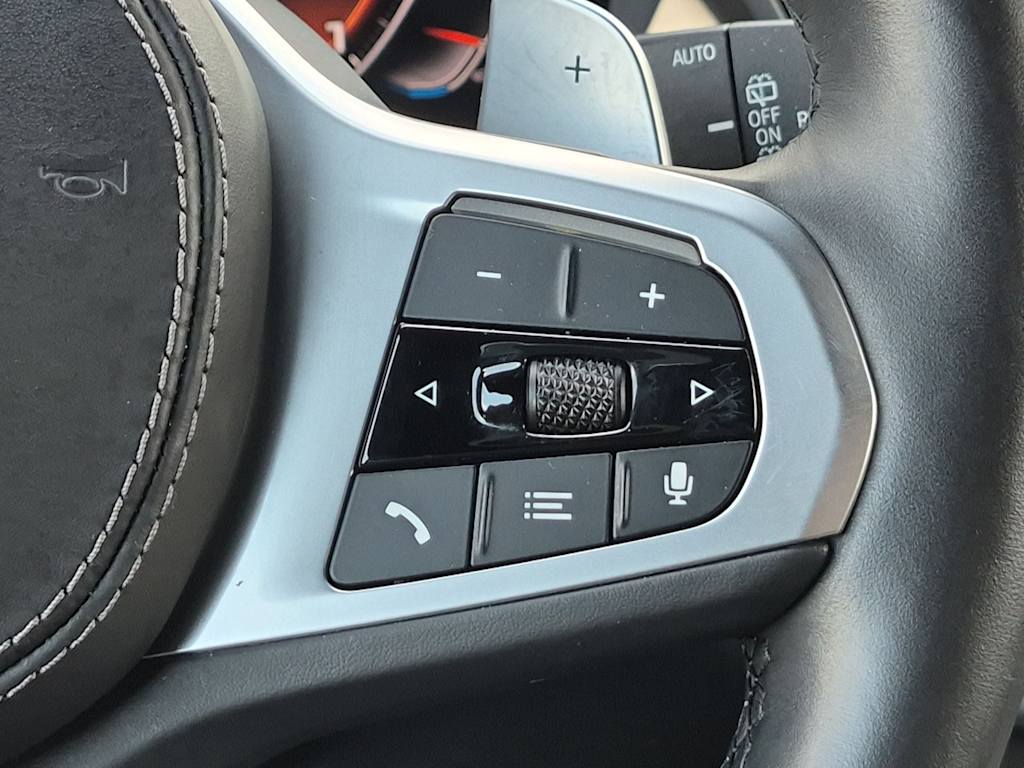 Thumbnail: 2021 BMW X7 - 33