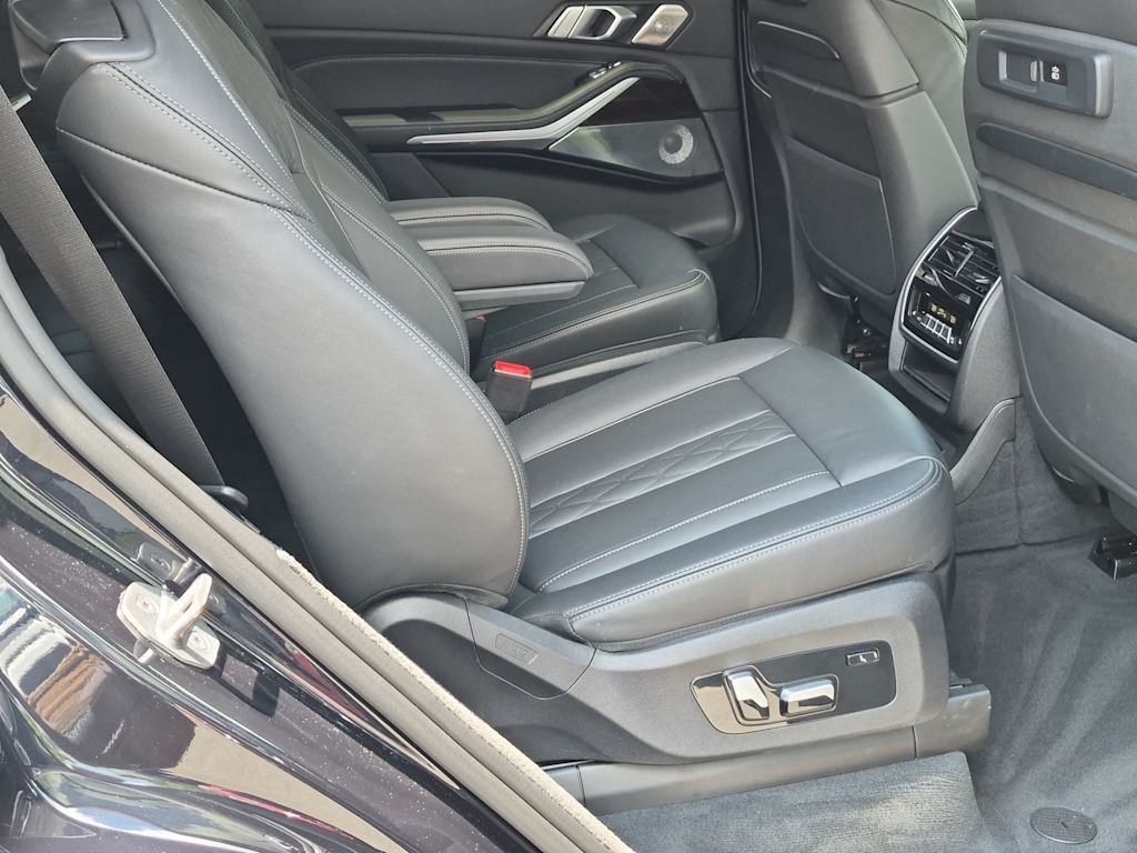 Thumbnail: 2021 BMW X7 - 30