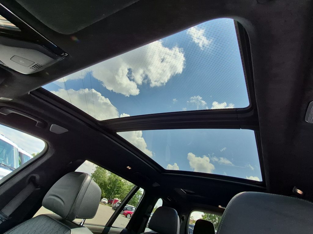 Thumbnail: 2021 BMW X7 - 28