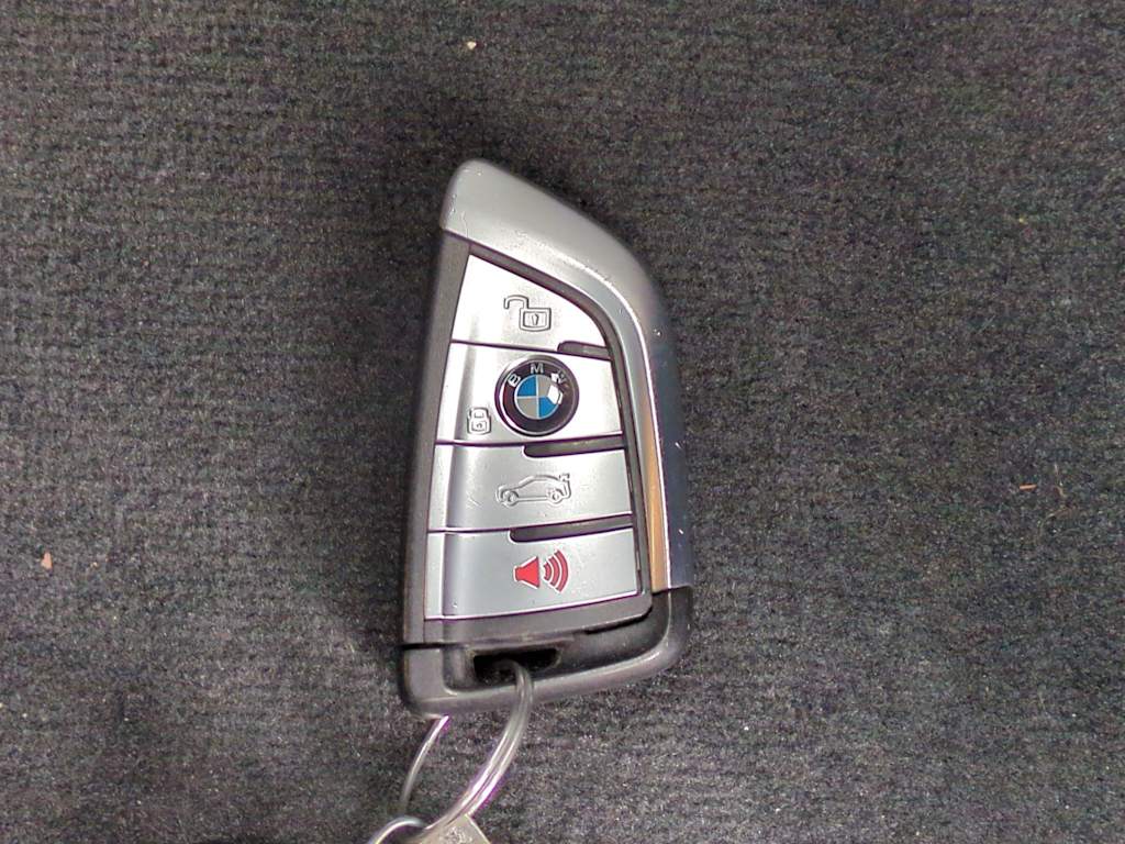 Thumbnail: 2023 BMW X6 - 20