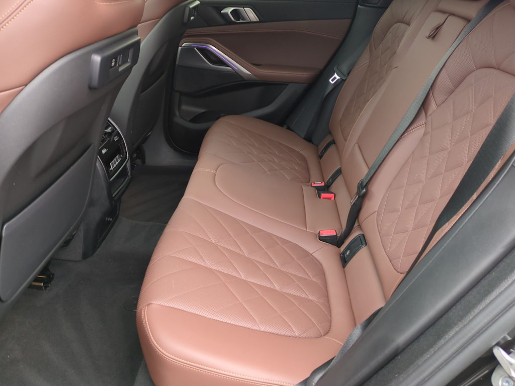 Thumbnail: 2023 BMW X6 - 30