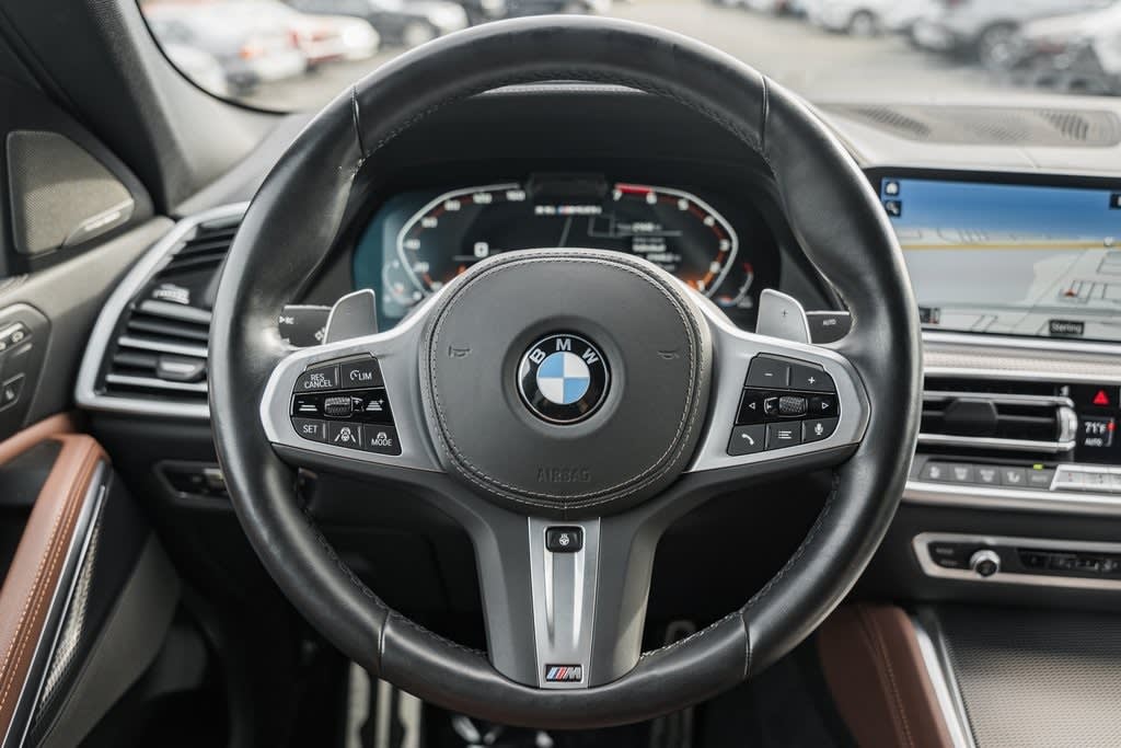 2022 BMW X6 M50i 8