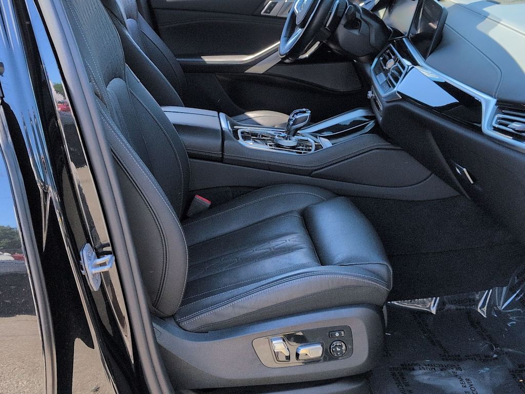 Thumbnail: 2023 BMW X6 - 10