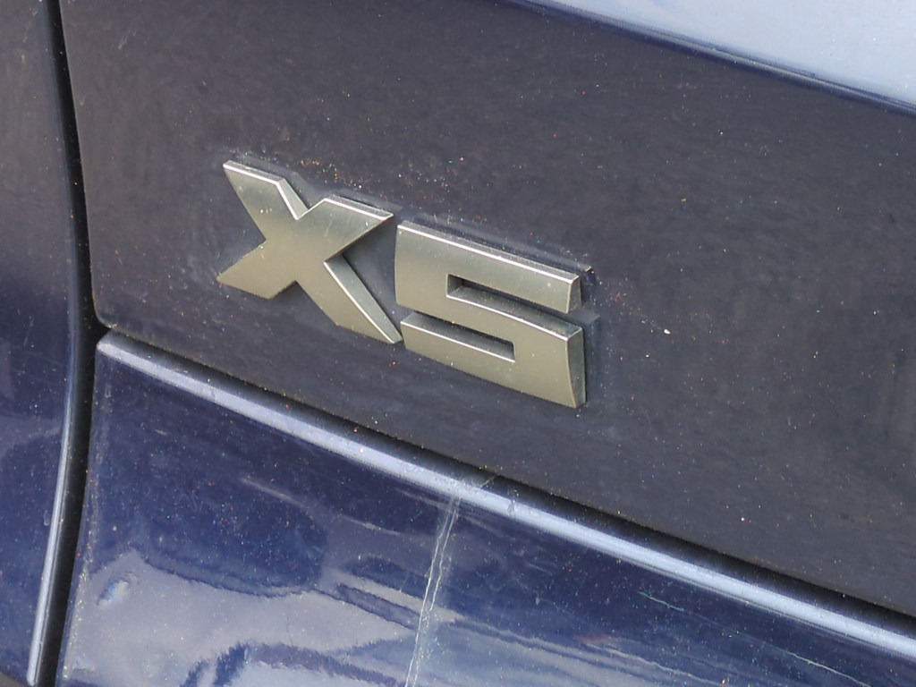 2021 BMW X5 M50i 18