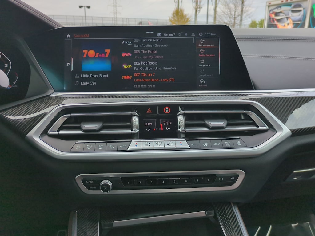 2021 BMW X5 M50i 11