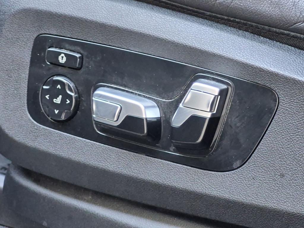 Thumbnail: 2021 BMW X5 - 27