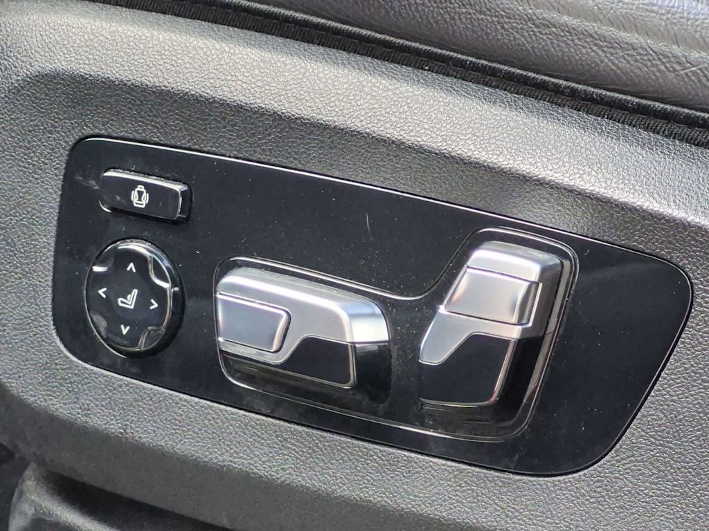 Thumbnail: 2022 BMW X5 - 27