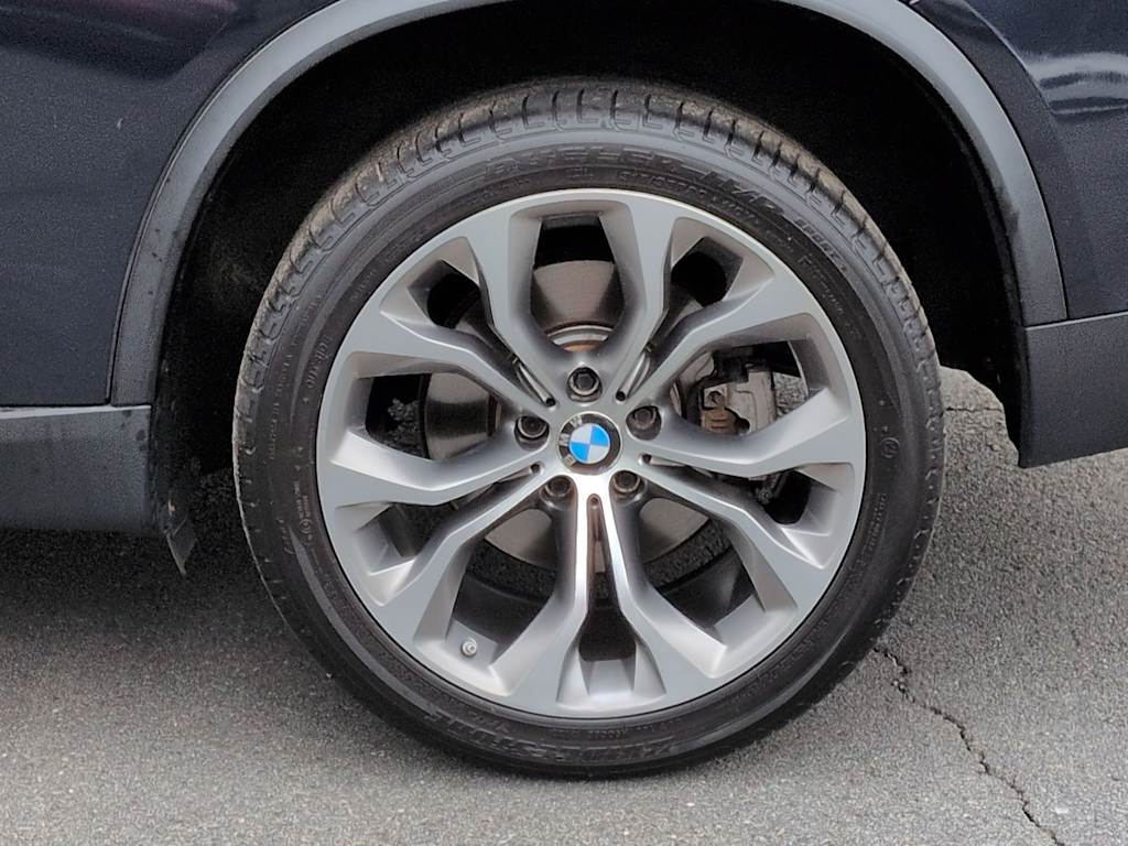 Thumbnail: 2016 BMW X5 - 8
