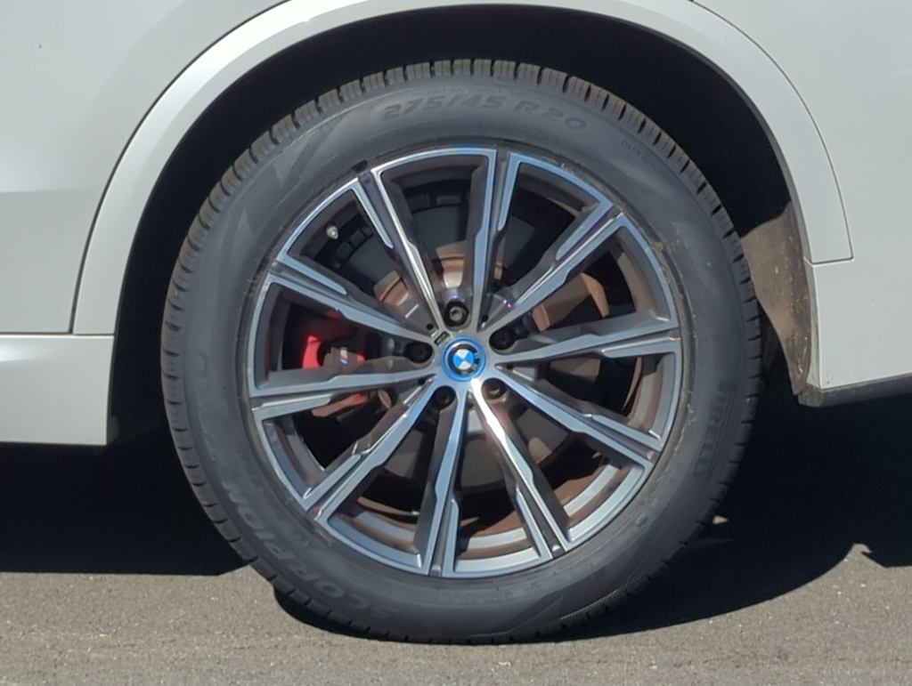 Thumbnail: 2022 BMW X5 - 8