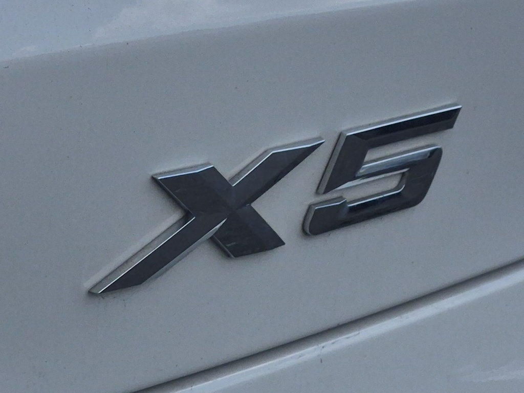 Thumbnail: 2021 BMW X5 - 26