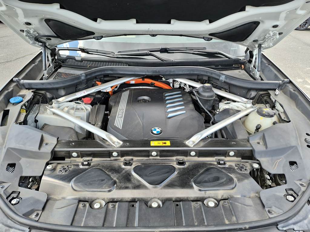 Thumbnail: 2021 BMW X5 - 9