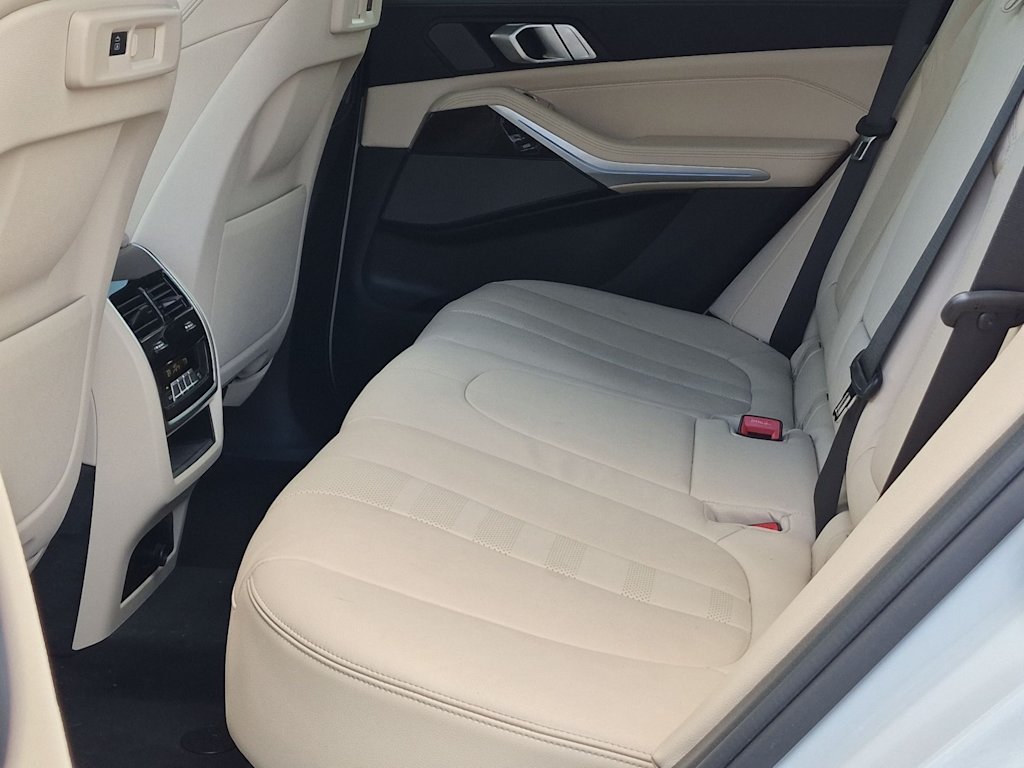 Thumbnail: 2021 BMW X5 - 30
