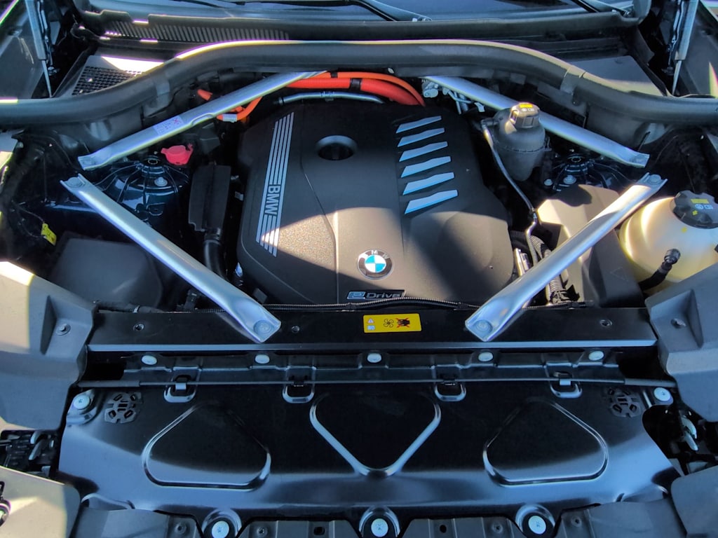 Thumbnail: 2023 BMW X5 - 9