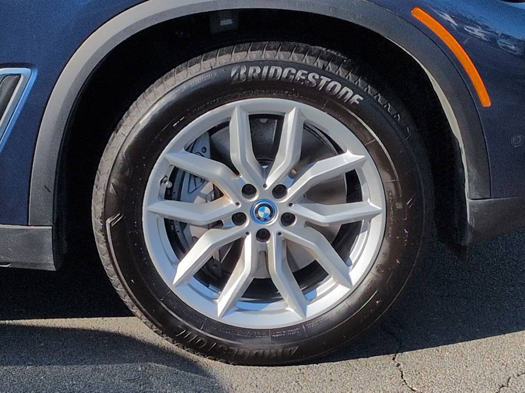 Thumbnail: 2023 BMW X5 - 8