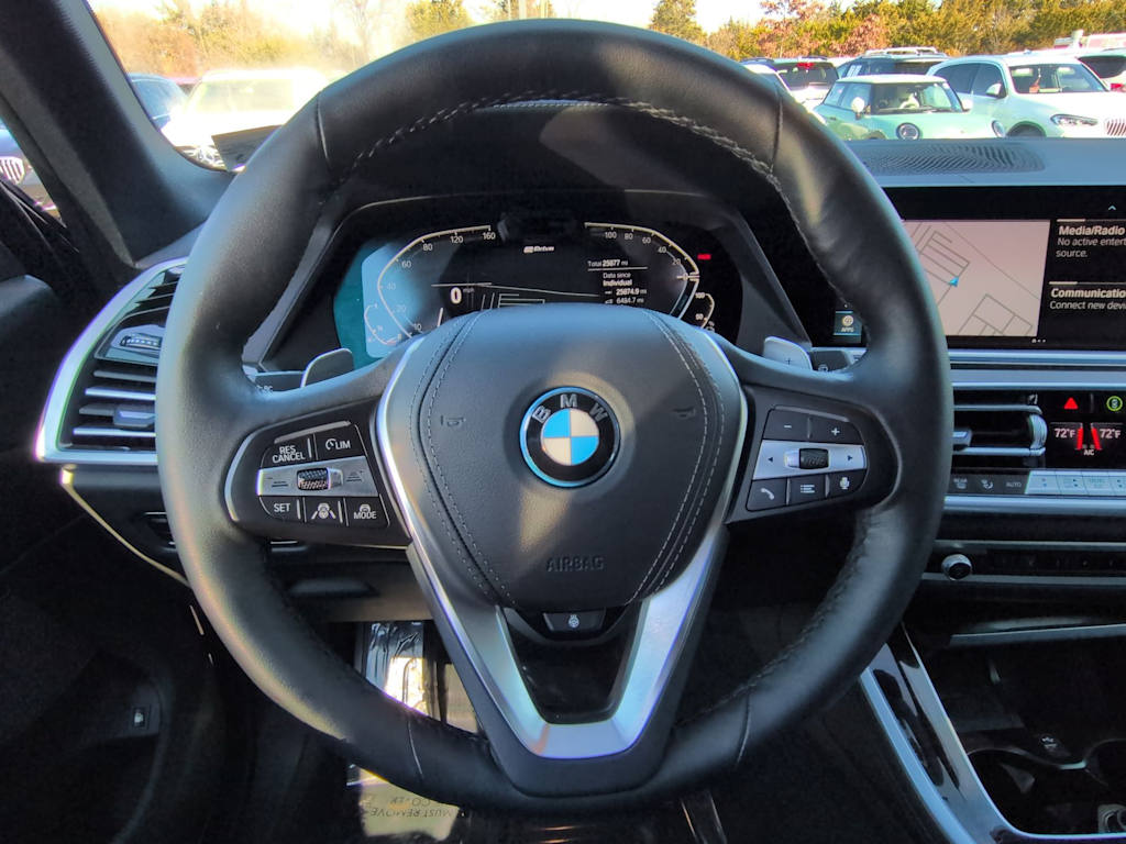 Thumbnail: 2023 BMW X5 - 10